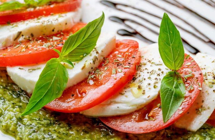 토마토 요리 카프레제